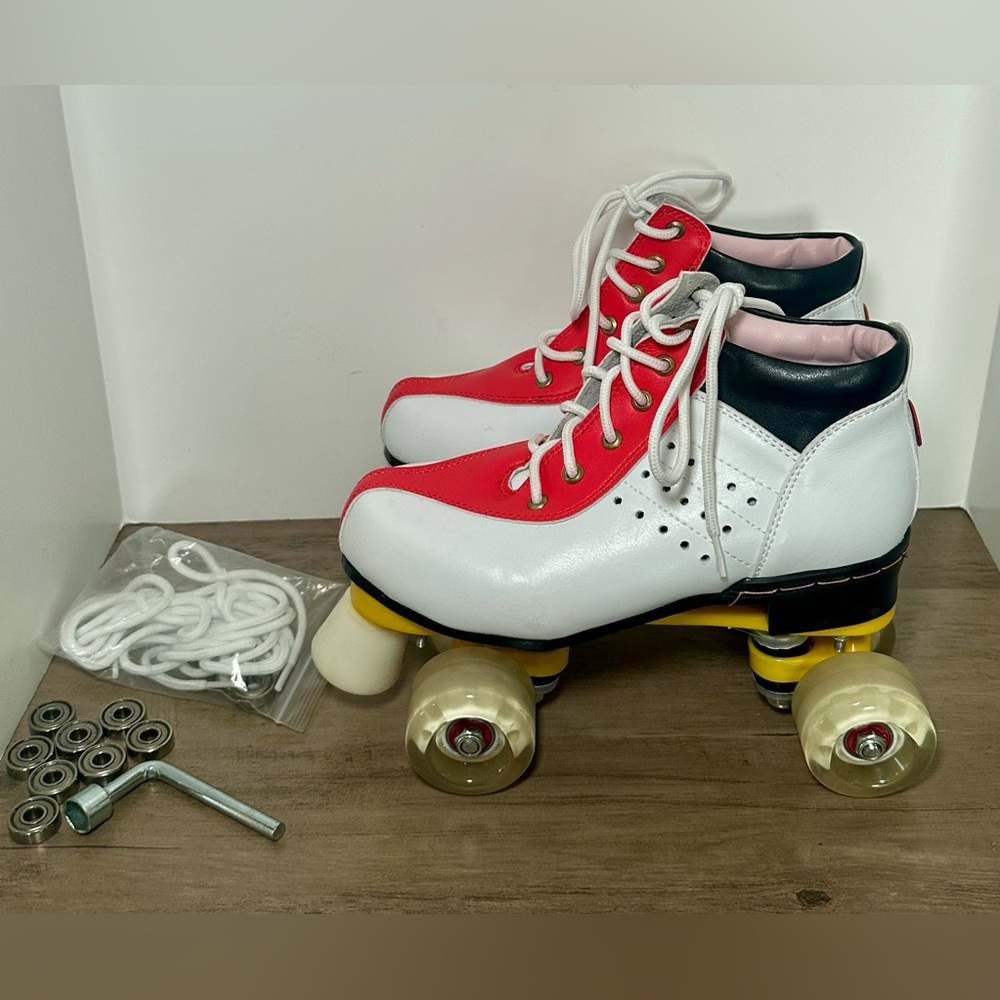Castrap White/Red Double Row Roller Skates Professional Roller Derby Size 40 EUC